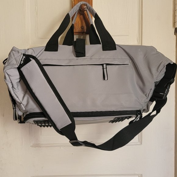 Pet Carrier Dog or Cat Med .. Bran new! - Picture 5 of 7